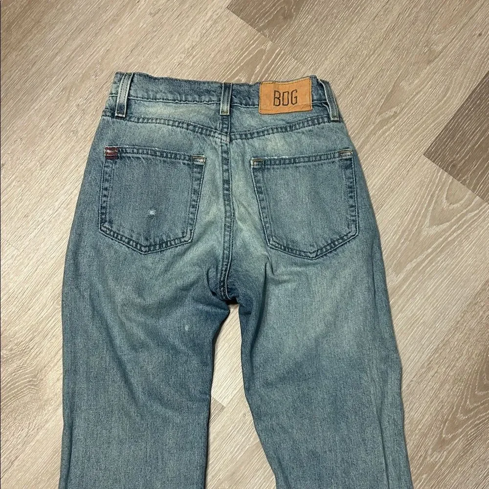 BDG by Urban Outfitters Distressed Faded Straight Leg High Waisted Denim Jeans